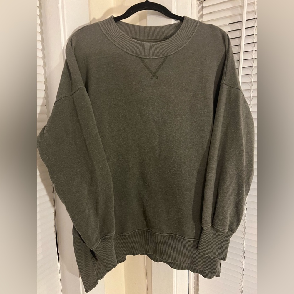 Aerie grey crewneck